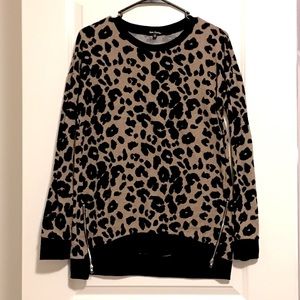 Pink Clover Amery Side Zip Brushed Knit Top